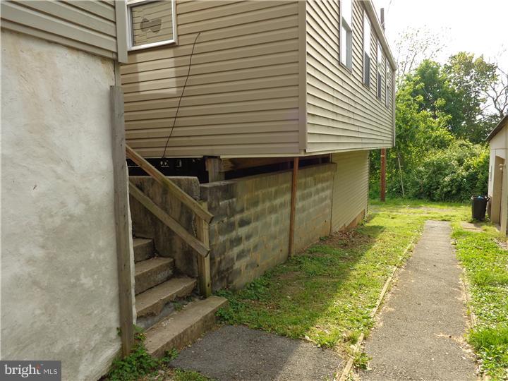 2226 Kutztown Road Reading, PA 19605 - Photo 19 of 24 Back Yard