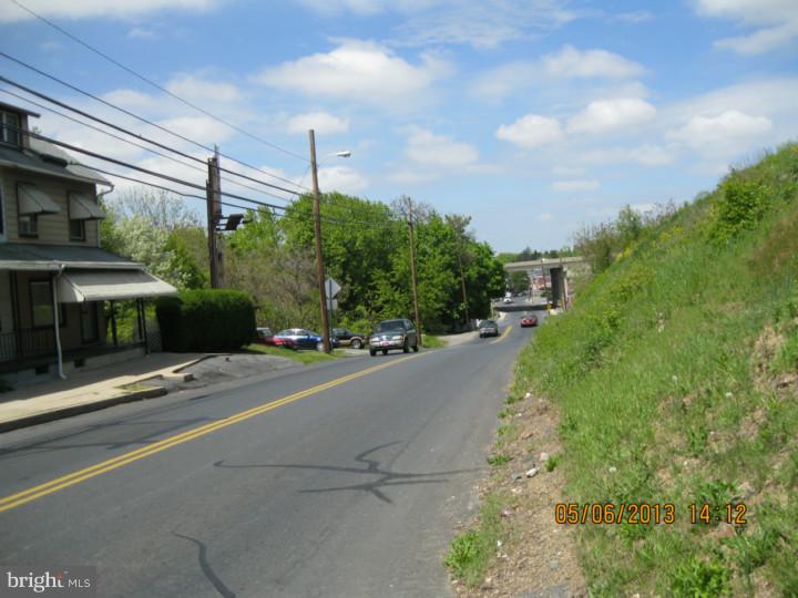 2226 Kutztown Road Reading, PA 19605 - Photo 22 of 24 View
