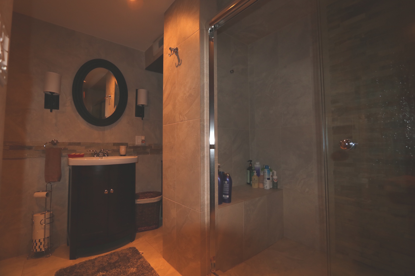 1594 Baytree Drive Romeoville, IL 60446 - Photo 18 of 32 a bathroom with a sink and a mirror