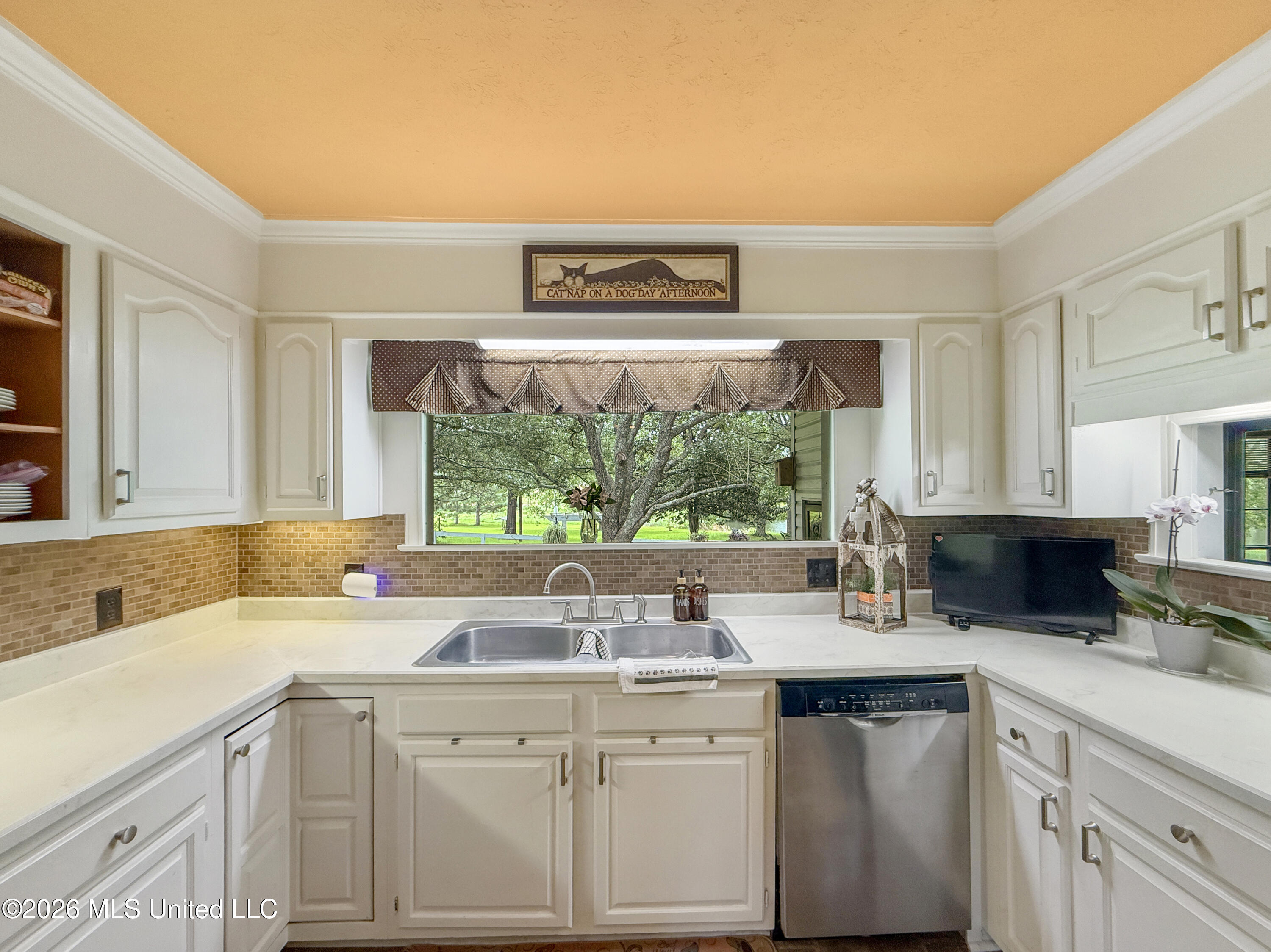 4776 Terry Road Jackson, MS 39272 - Photo 11 of 37 d9ab0d0eb28bede8f5e185900b0777568d4f1631
