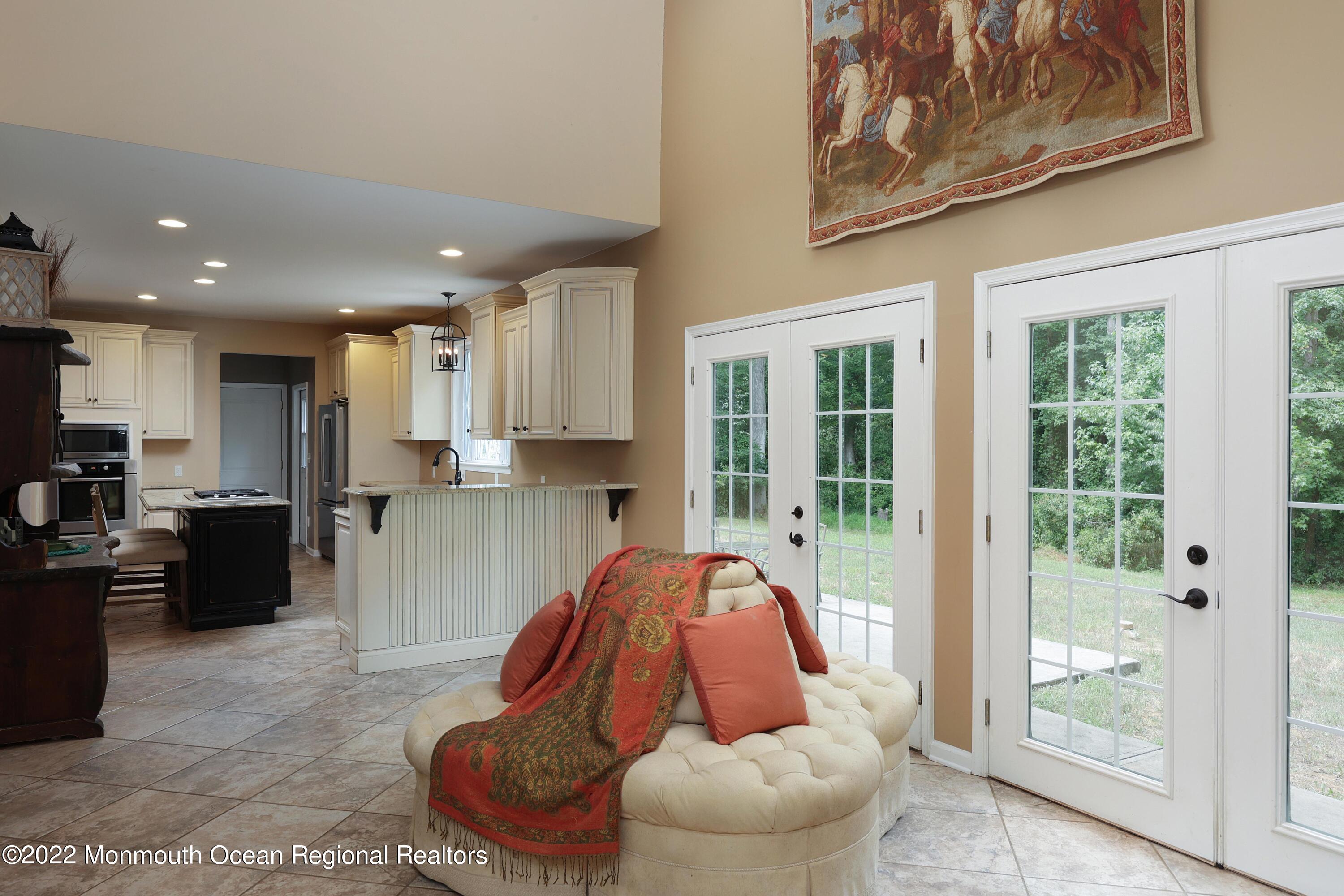 98 Baird Road Millstone Township, NJ 08535 - Photo 8 of 27 758A8711