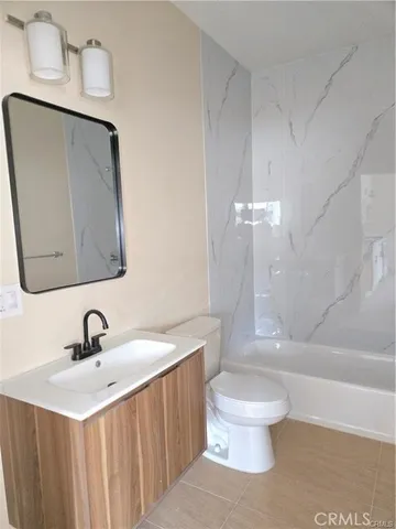 $1,980 | 6010 Kansas Avenue, Los Angeles, CA 90044