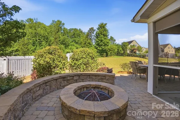 $720,000 | 1989 Topaz Plaza, Davidson, NC 28036