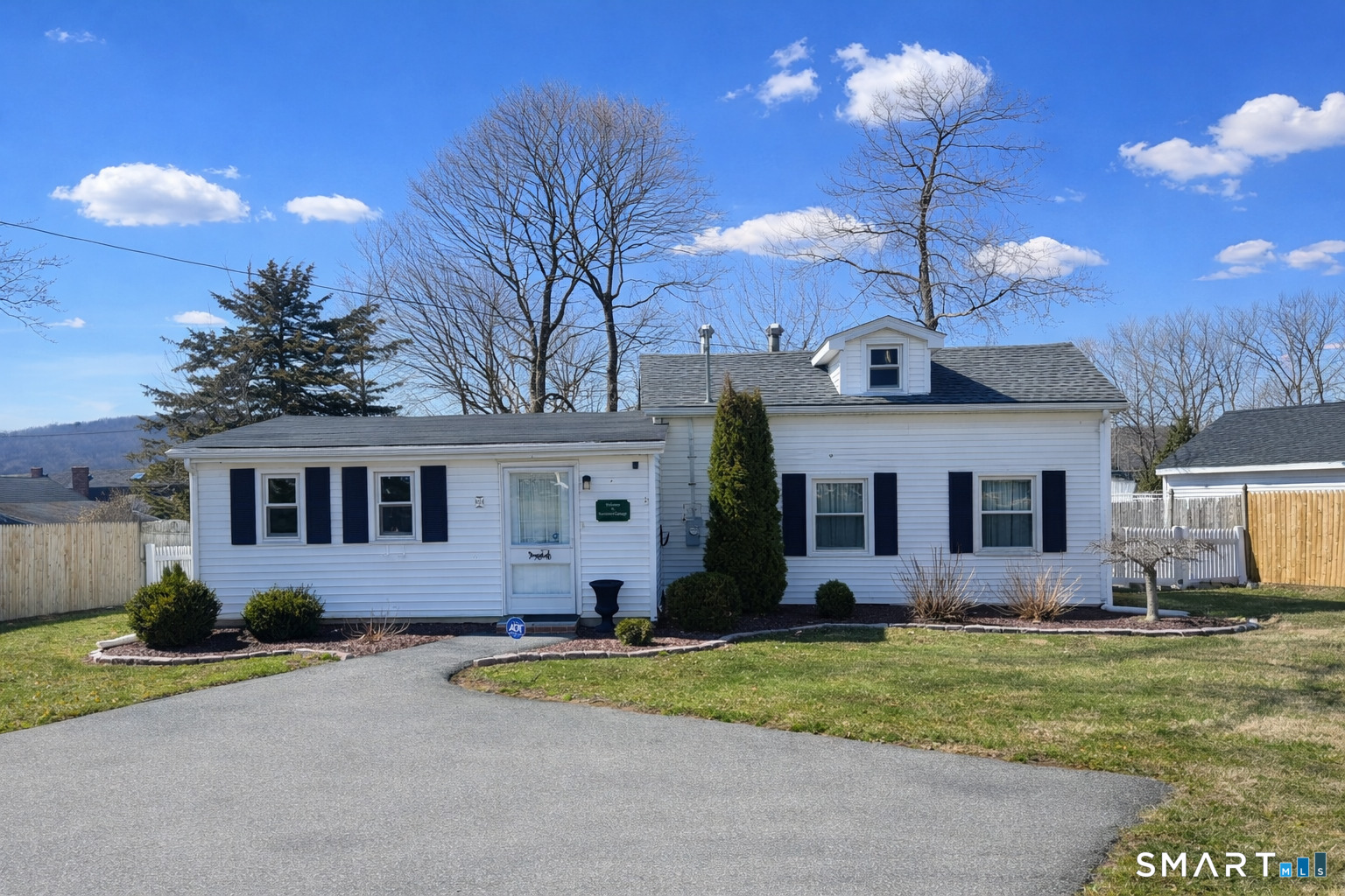 6 Lakeview Place Middlefield, CT 06455 - Photo 1 of 1