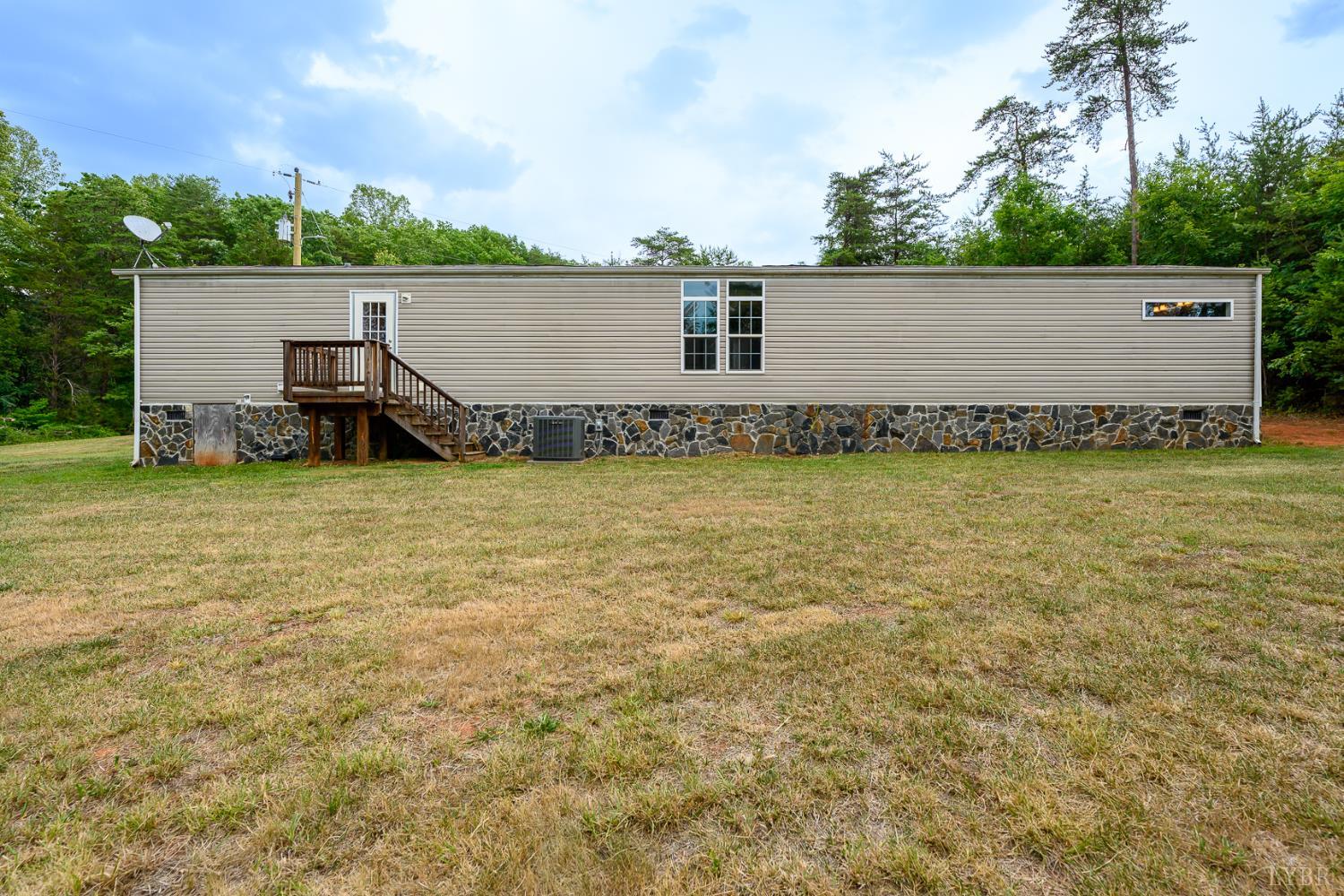 841 Mercury Road Gretna, VA 24557 - Photo 36 of 38