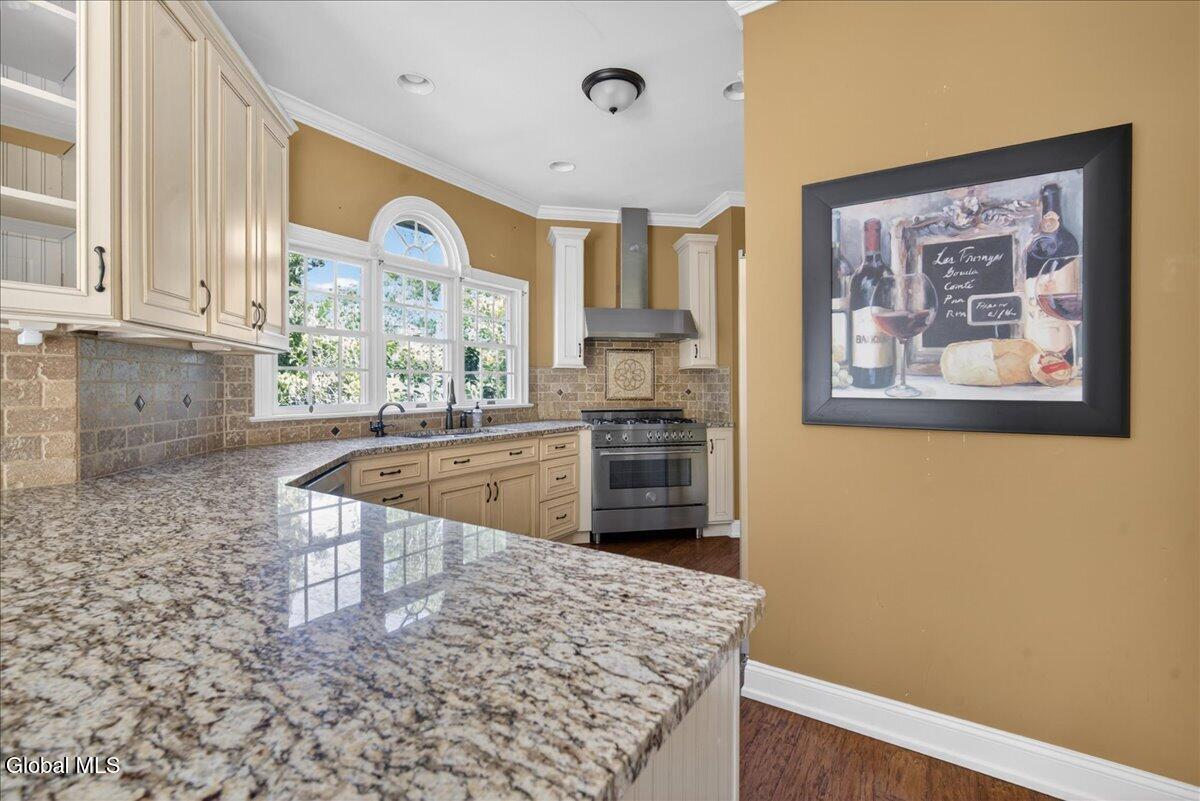 27 Arrowhead Road Saratoga Springs, NY 12866 - Photo 20 of 75 20-27 ARROWHEAD-21