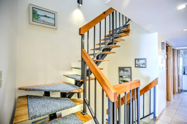 $749,000 | 1133 West Ocean Drive, Unit 2, Key Colony Beach, FL 33051