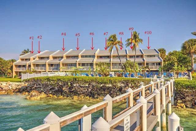 $749,000 | 1133 West Ocean Drive, Unit 2, Key Colony Beach, FL 33051