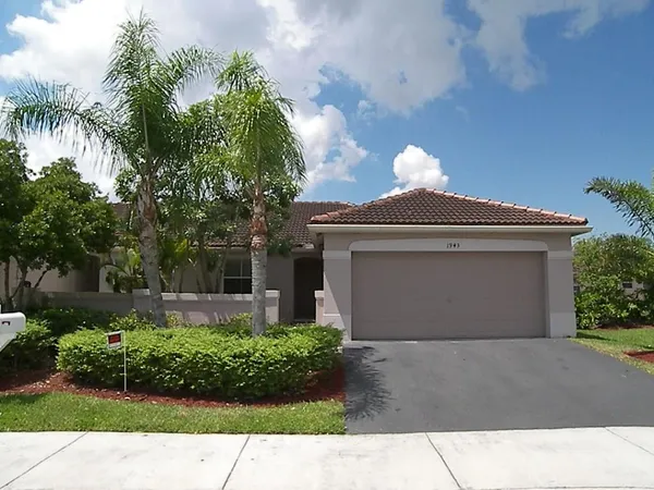 $479,000 | 1943 Cygnus Court, Weston, FL 33327