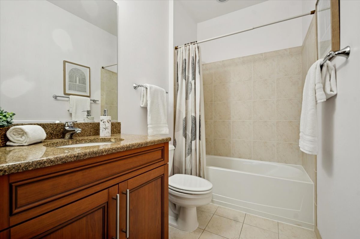 3140 North Sheffield Avenue, Unit 504 Chicago, IL 60657 - Photo 11 of 15