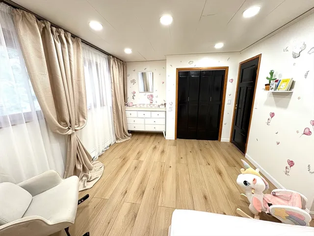 a view of a living room