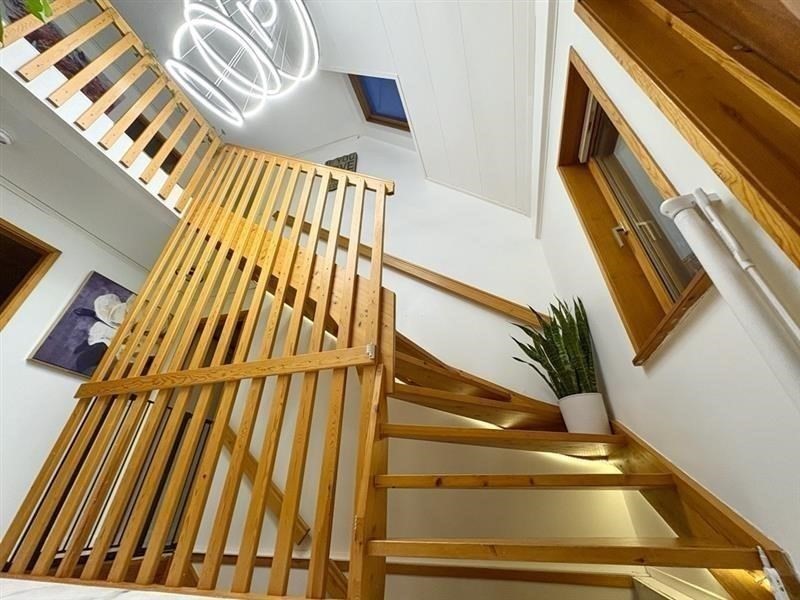 2 Pat Drive Danvers, MA 01923 - Photo 10 of 29 a view of stairs