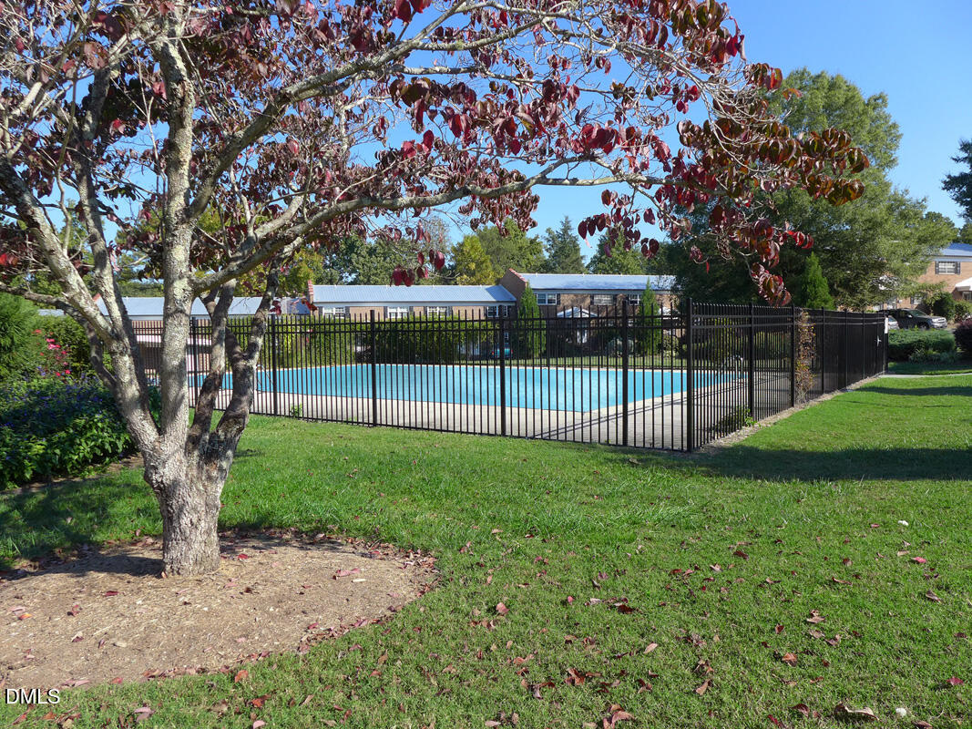 400 Davie Road, Unit 8 Carrboro, NC 27510 - Photo 14 of 17 o community pool