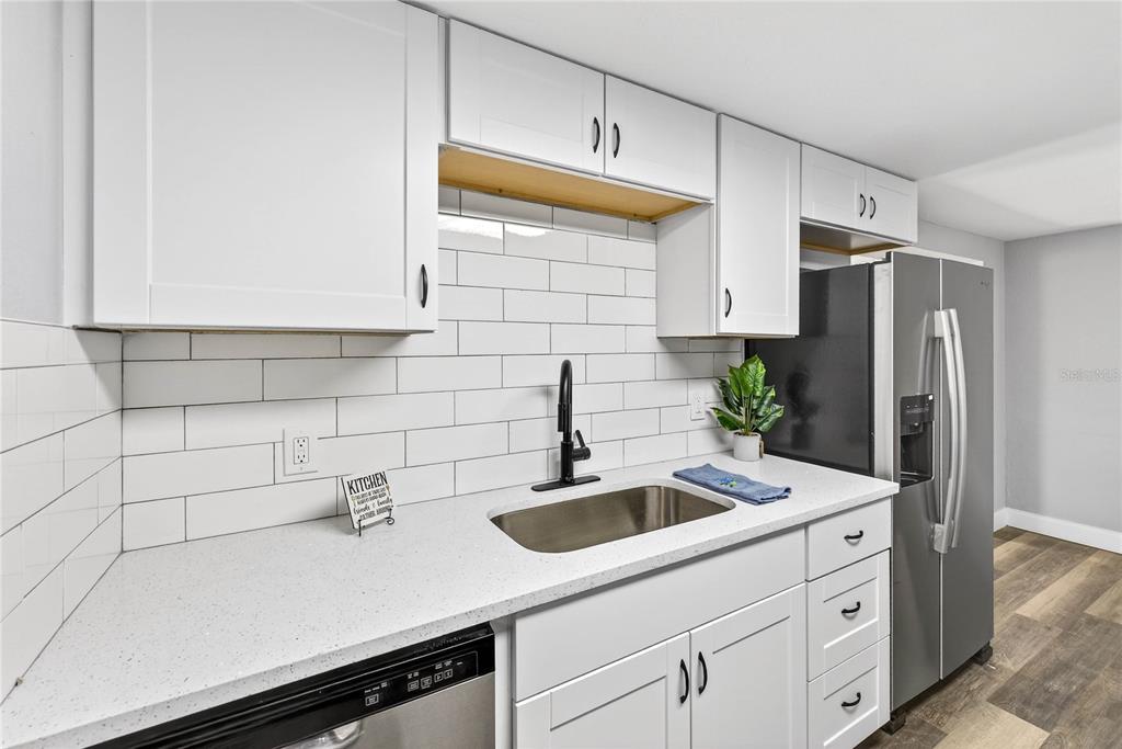 3420 Chickadee Drive Holiday, FL 34690 - Photo 7 of 15