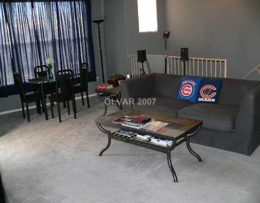 8555 West Russell Road, Unit 2062 Las Vegas, NV 89113 - Photo 3 of 8 Den.