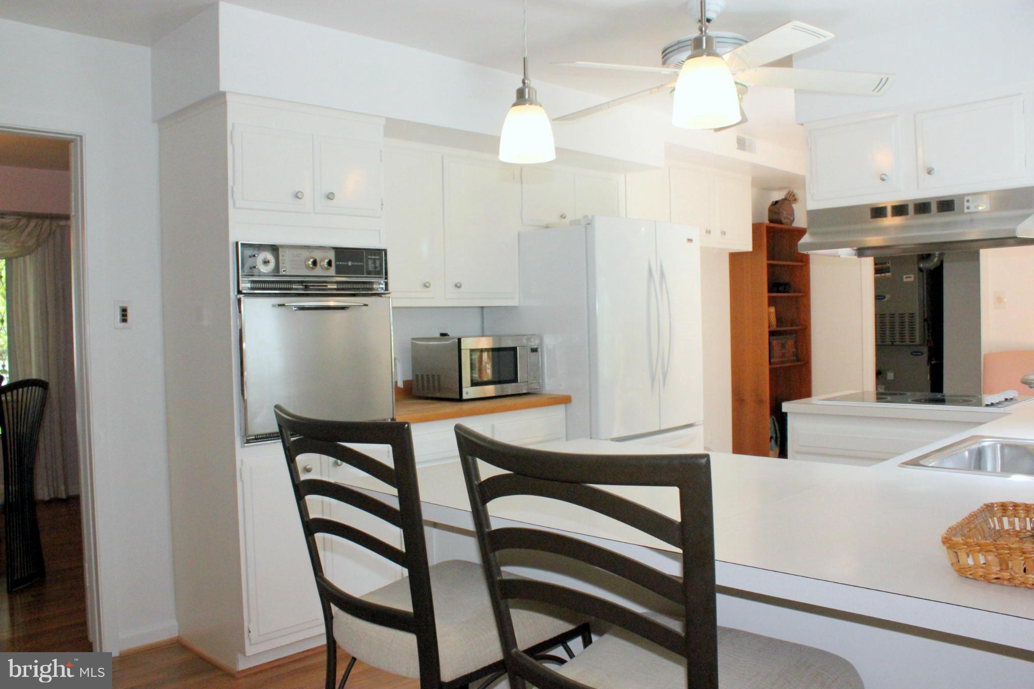 8707 Granite Lane Laurel, MD 20708 - Photo 12 of 30 Kitchen