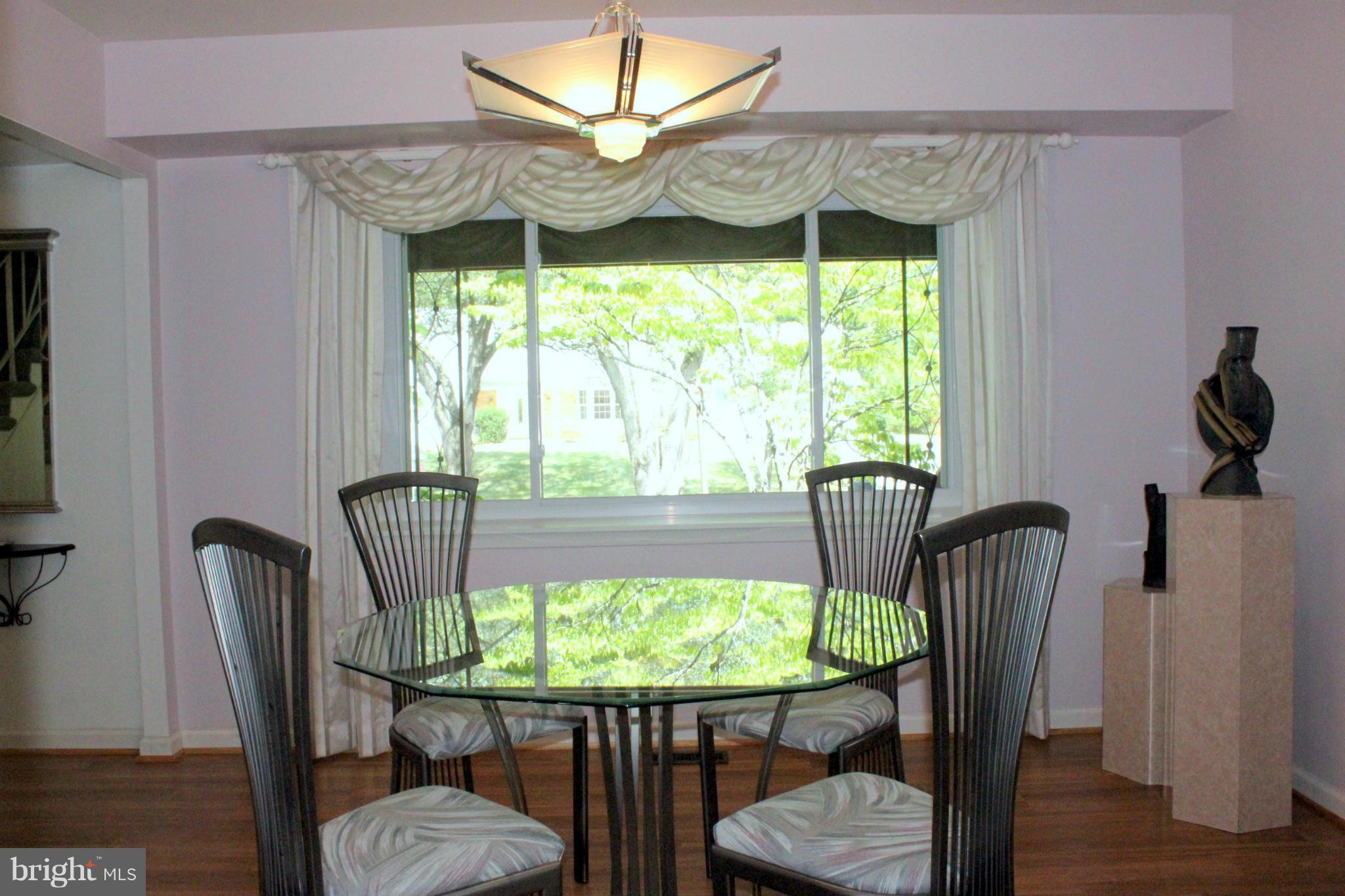 8707 Granite Lane Laurel, MD 20708 - Photo 8 of 30 Dining Room