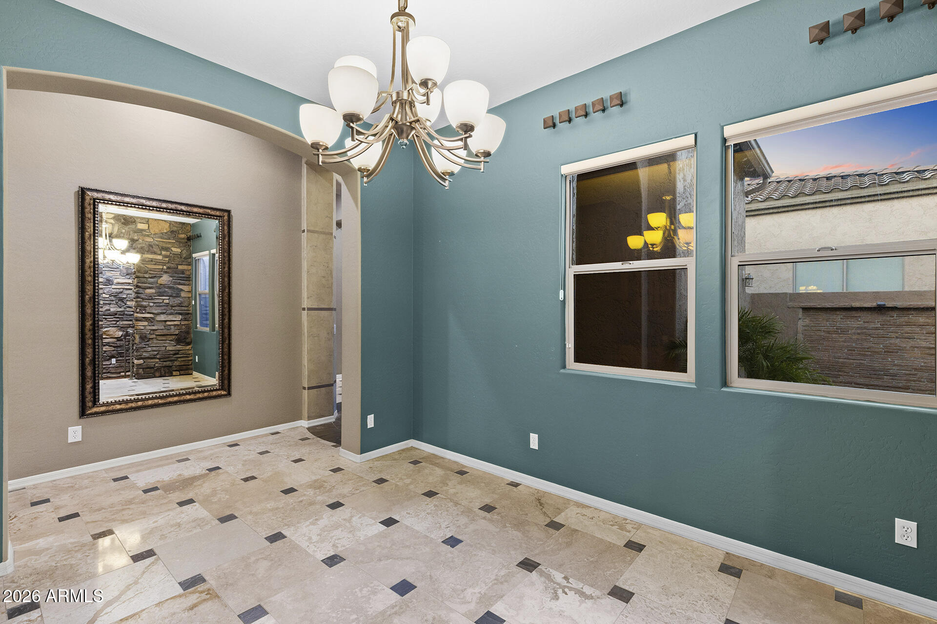 12926 West Red Fox Road Peoria, AZ 85383 - Photo 21 of 105 21