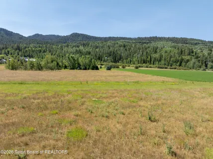 $2,595,000 | 10128 West 2000 South, Victor, ID 83455