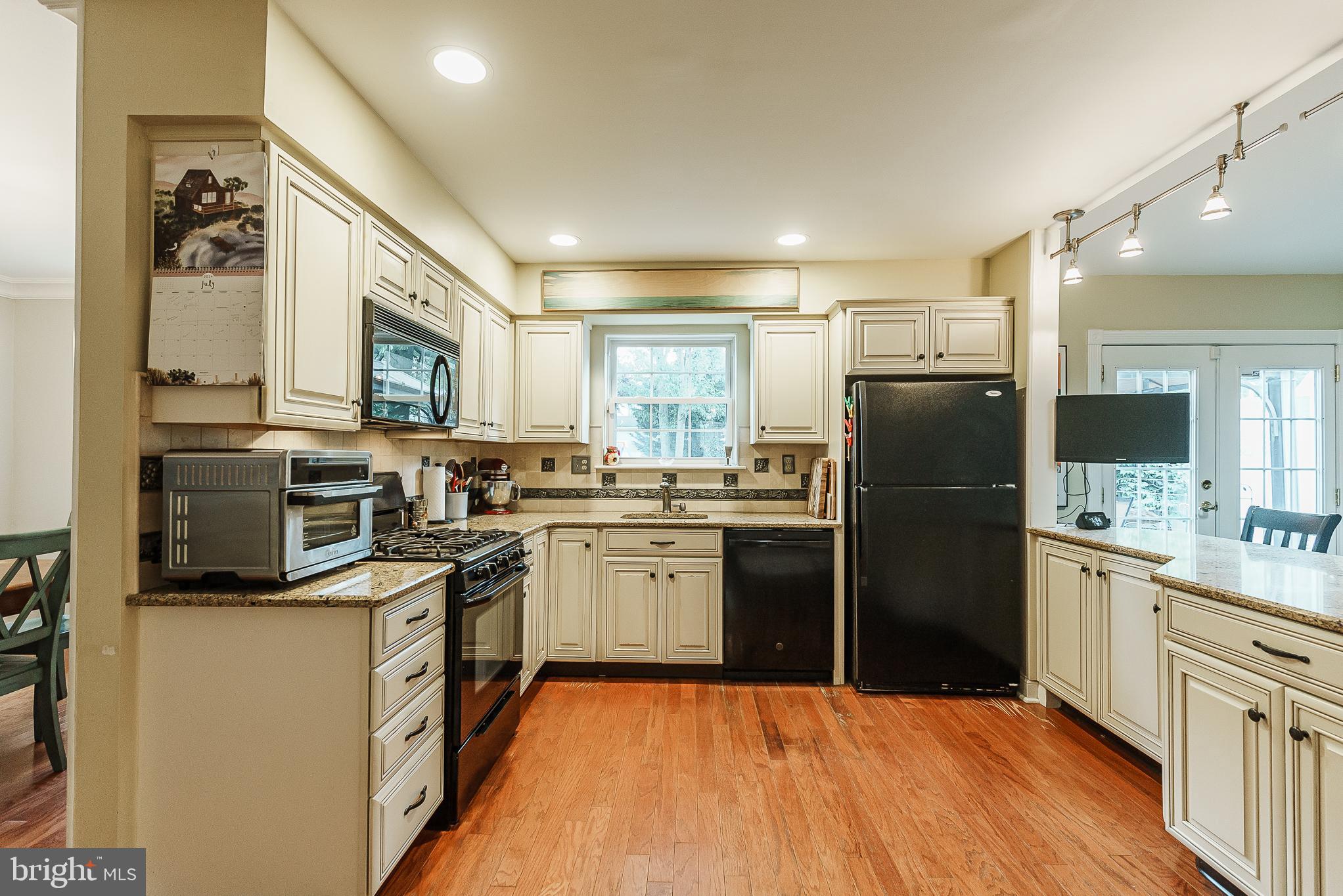 21 Bryan Drive Voorhees, NJ 08043 - Photo 11 of 30