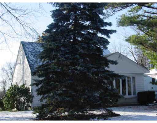 102 Peck Hill Road Johnston, RI 02919 - Photo 1 of 1 Exterior Front.