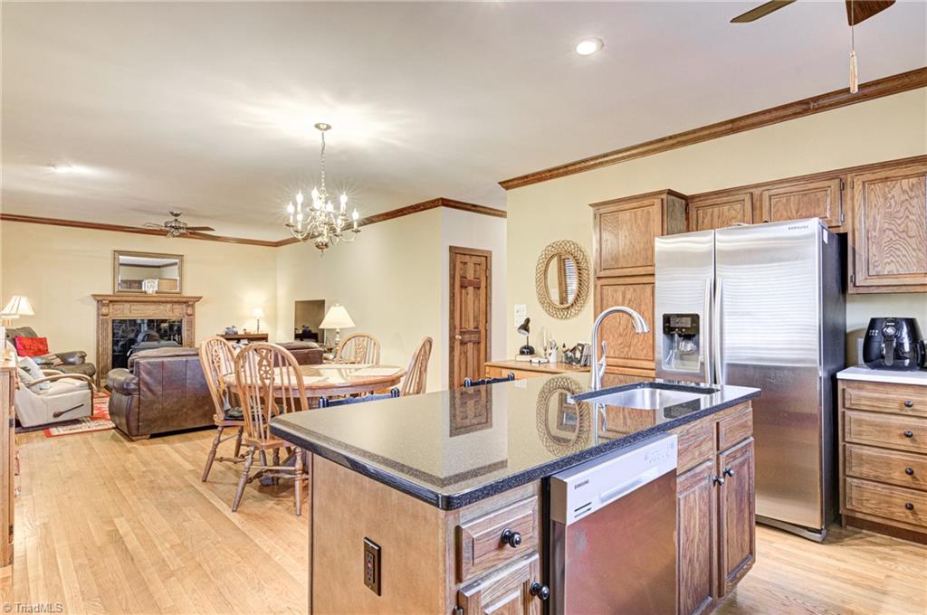 7919 Eric Road Greensboro, NC 27409 - Photo 14 of 34 Gallery Image 14