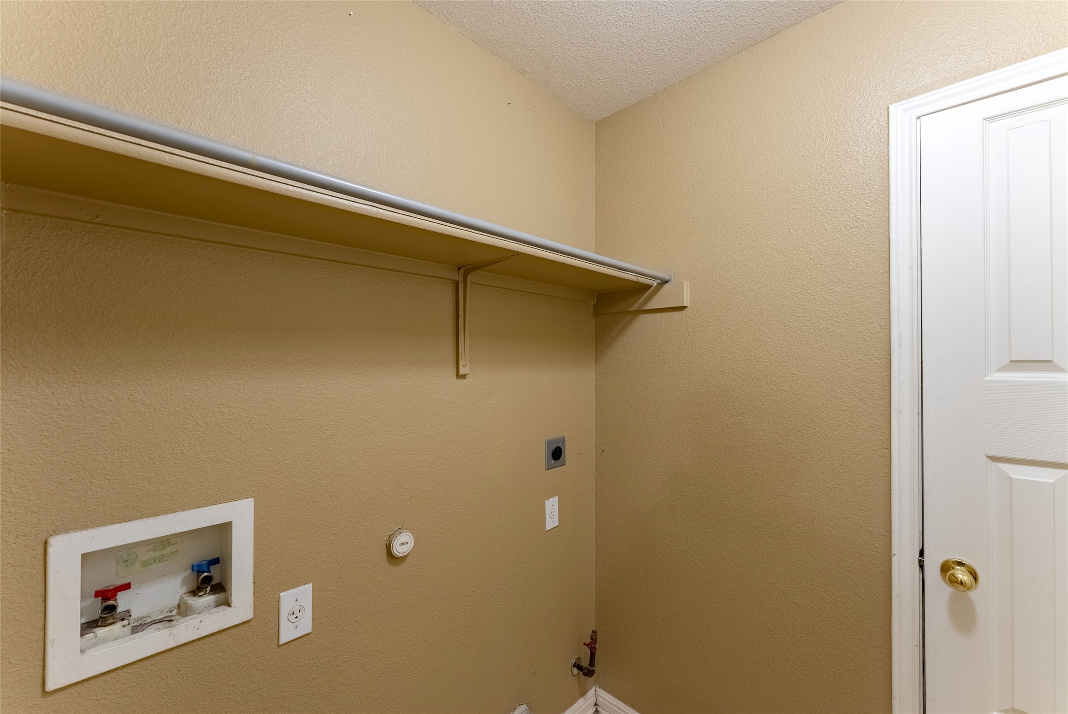 109 Granite Shoals Drive Kyle, TX 78640 - Photo 11 of 22 a close up of a shower