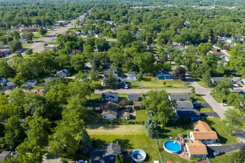 $20,000 | 1414 North Pleasant Drive, Round Lake Beach, IL 60073