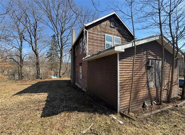 $60,000 | 115 Vista Lane, Ellwood City, PA 16117