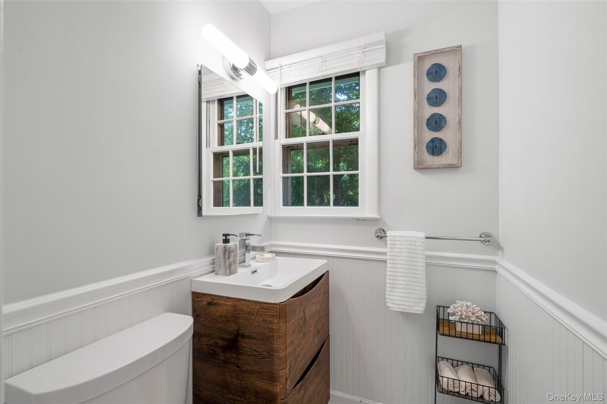 6 Trails End Rye, NY 10580 - Photo 15 of 37 First floor powder room.