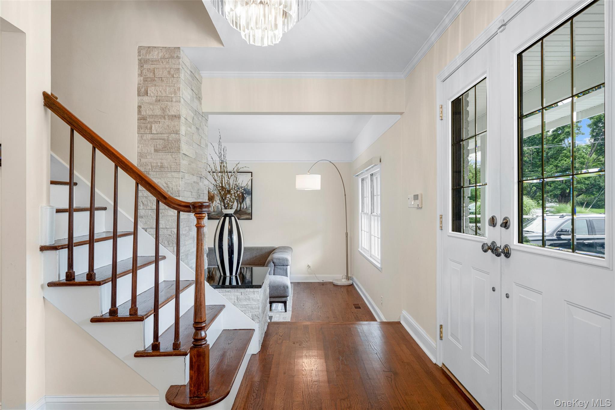 6 Trails End Rye, NY 10580 - Photo 4 of 37 Beautiful entrance foyer welcomes you home.
