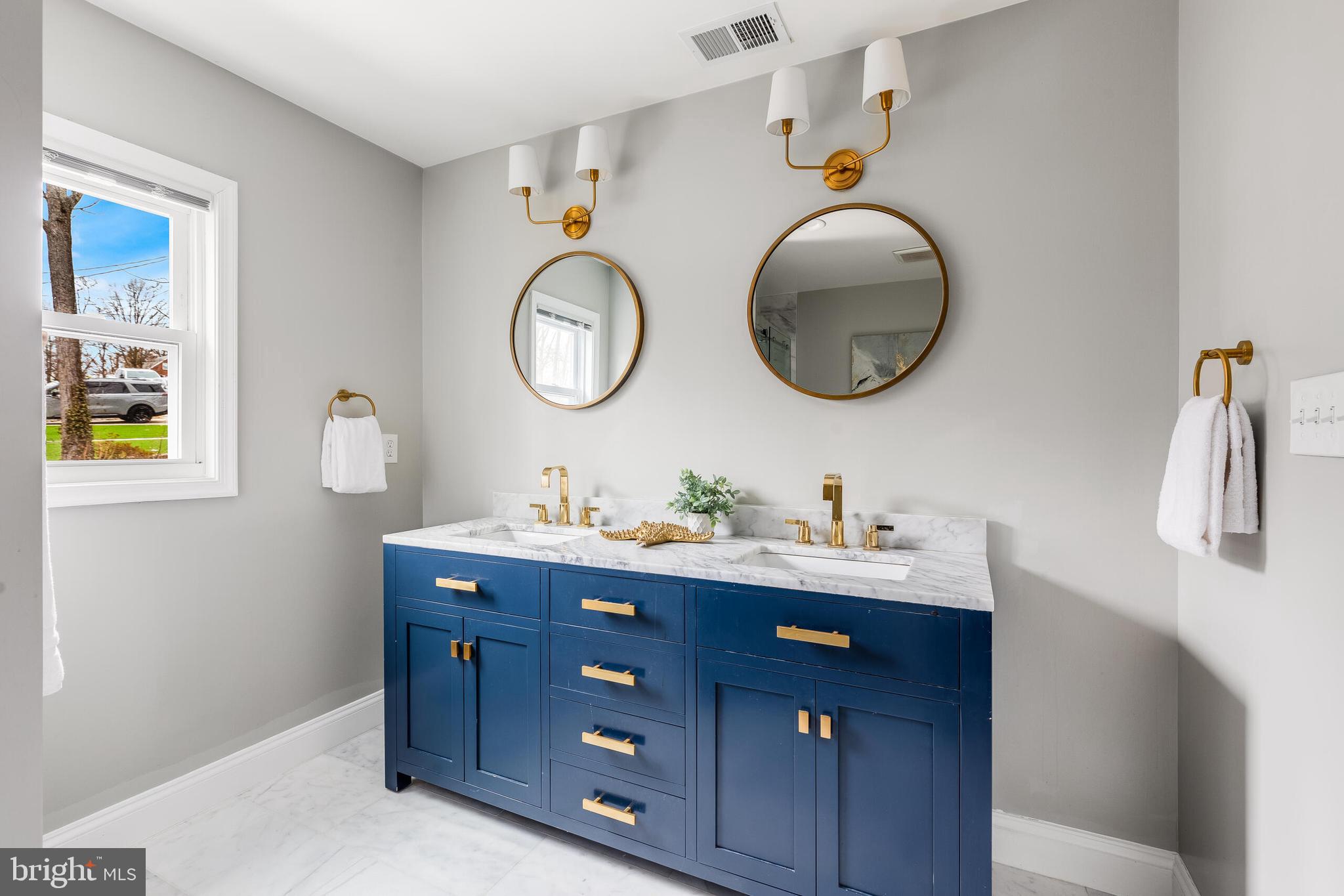 2400 South Arlington Ridge Road Arlington, VA 22202 - Photo 17 of 39