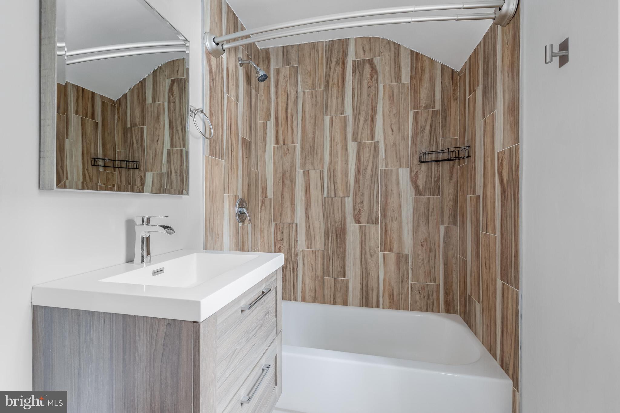 2400 South Arlington Ridge Road Arlington, VA 22202 - Photo 23 of 39