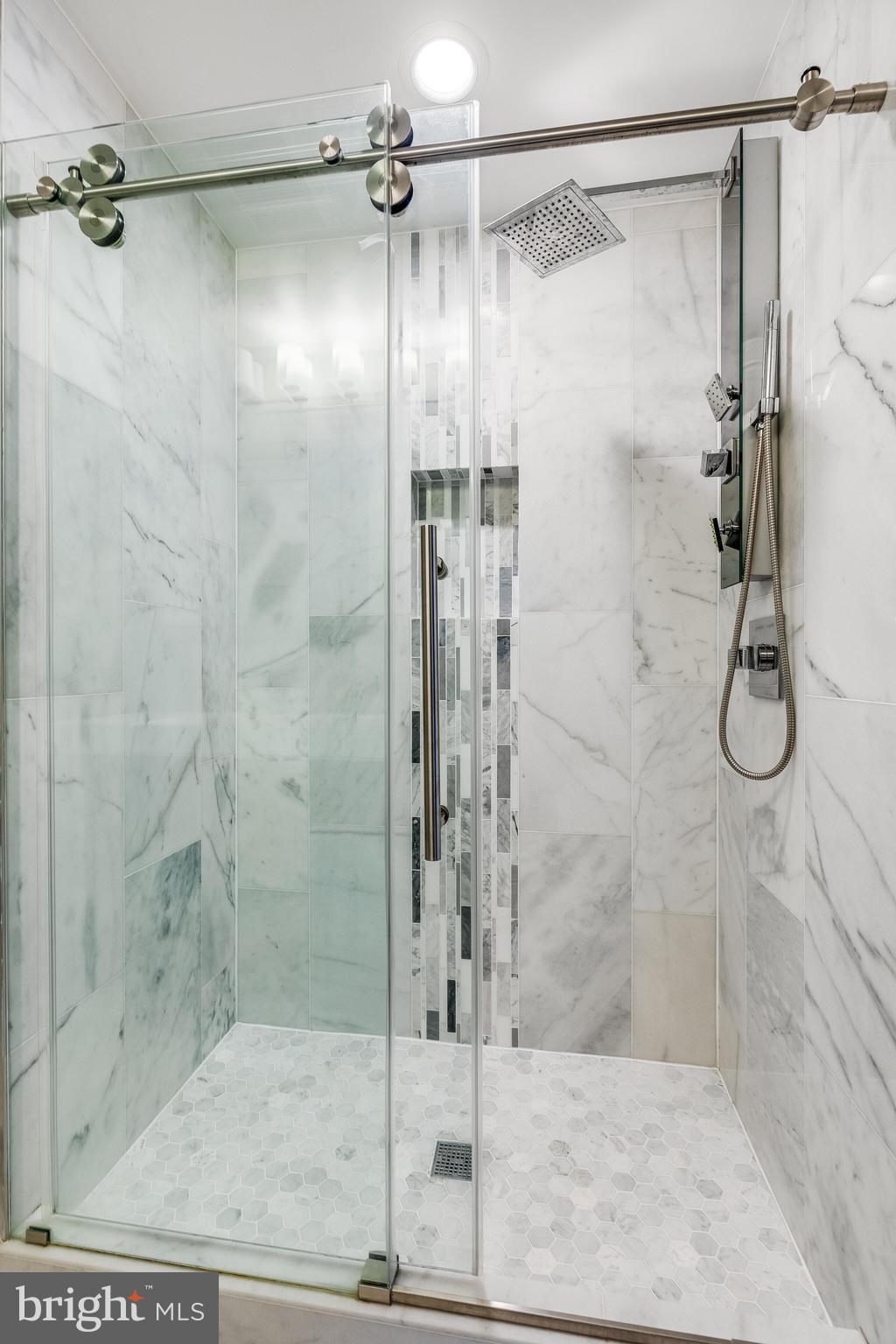 2400 South Arlington Ridge Road Arlington, VA 22202 - Photo 30 of 39