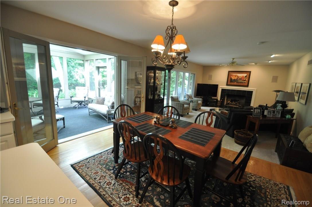 3308 Fulham Drive Rochester, MI 48309 - Photo 9 of 38 9.JPG