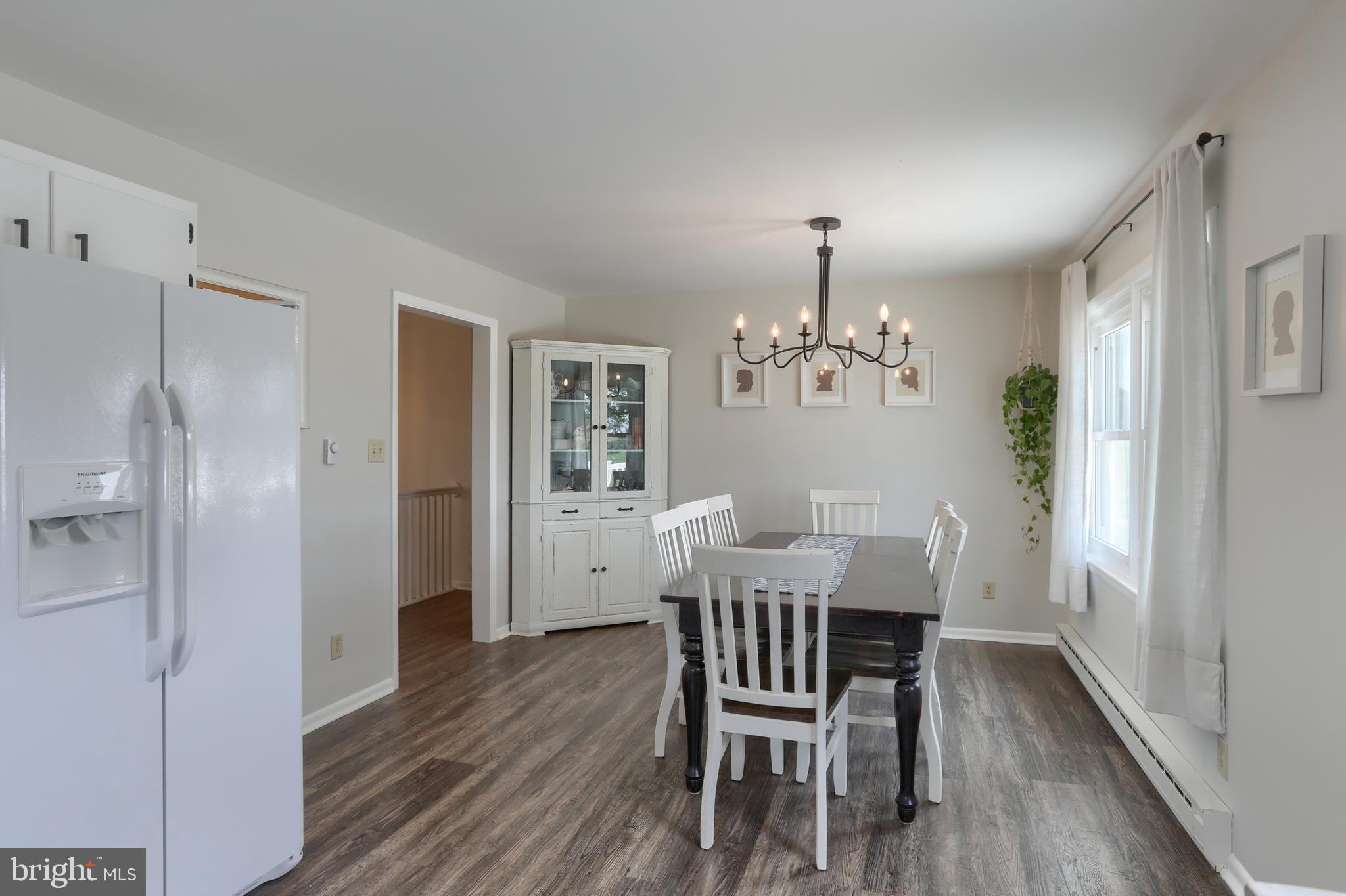1811 Sheaffer Road Elizabethtown, PA 17022 - Photo 11 of 39