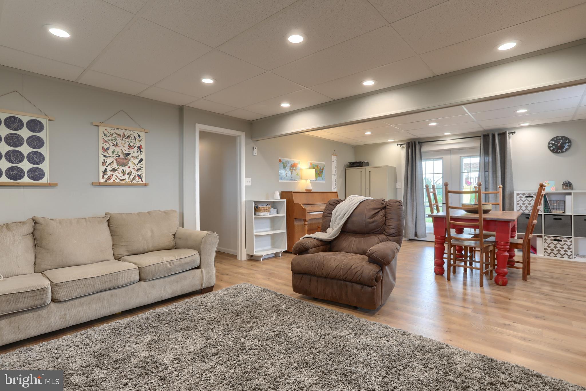 1811 Sheaffer Road Elizabethtown, PA 17022 - Photo 21 of 39