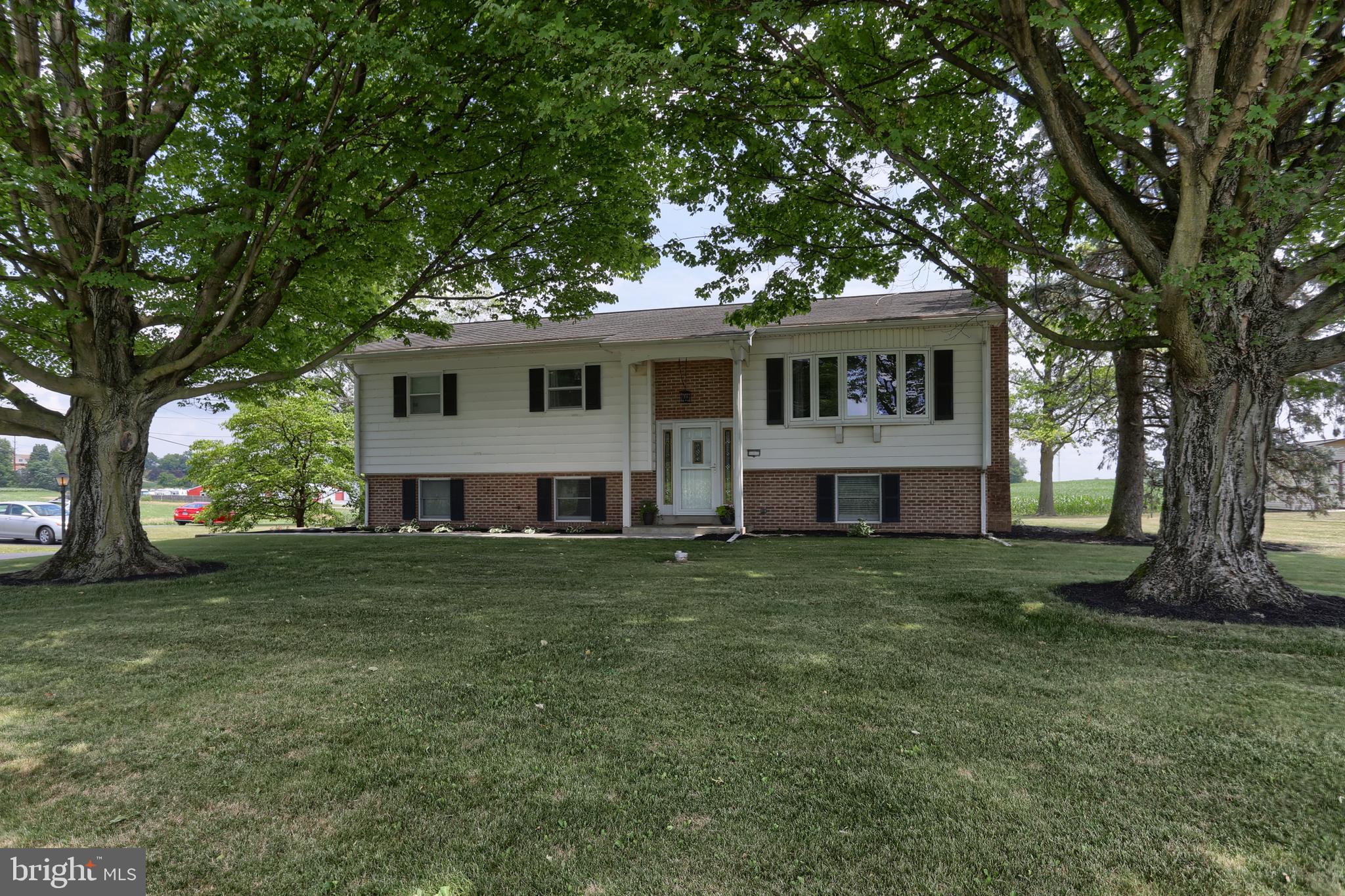 1811 Sheaffer Road Elizabethtown, PA 17022 - Photo 27 of 39