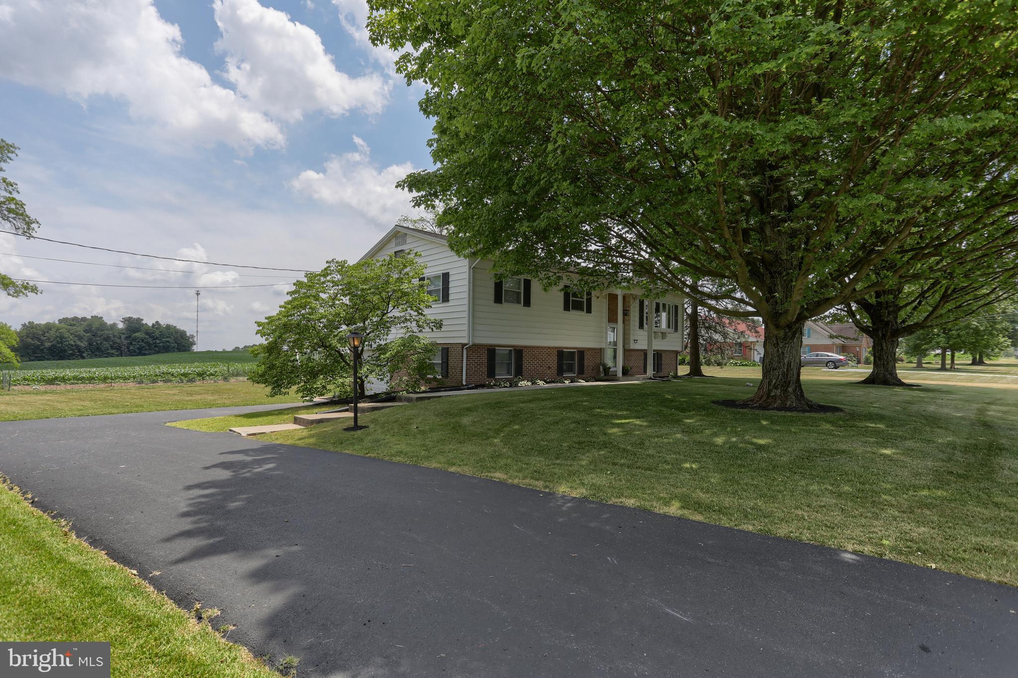 1811 Sheaffer Road Elizabethtown, PA 17022 - Photo 29 of 39