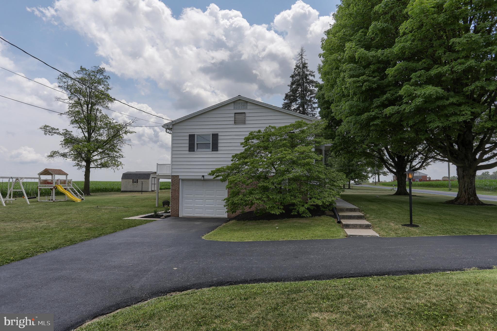 1811 Sheaffer Road Elizabethtown, PA 17022 - Photo 30 of 39