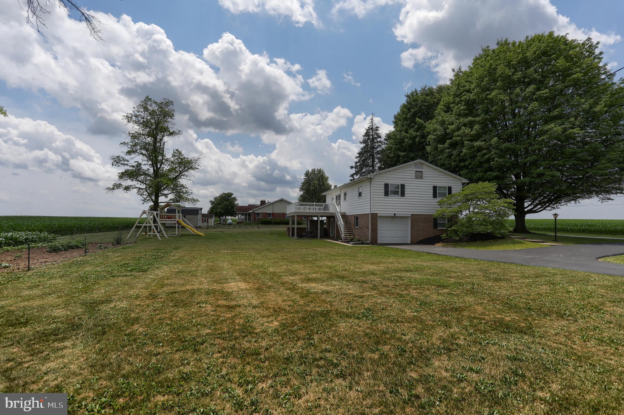 1811 Sheaffer Road Elizabethtown, PA 17022 - Photo 31 of 39