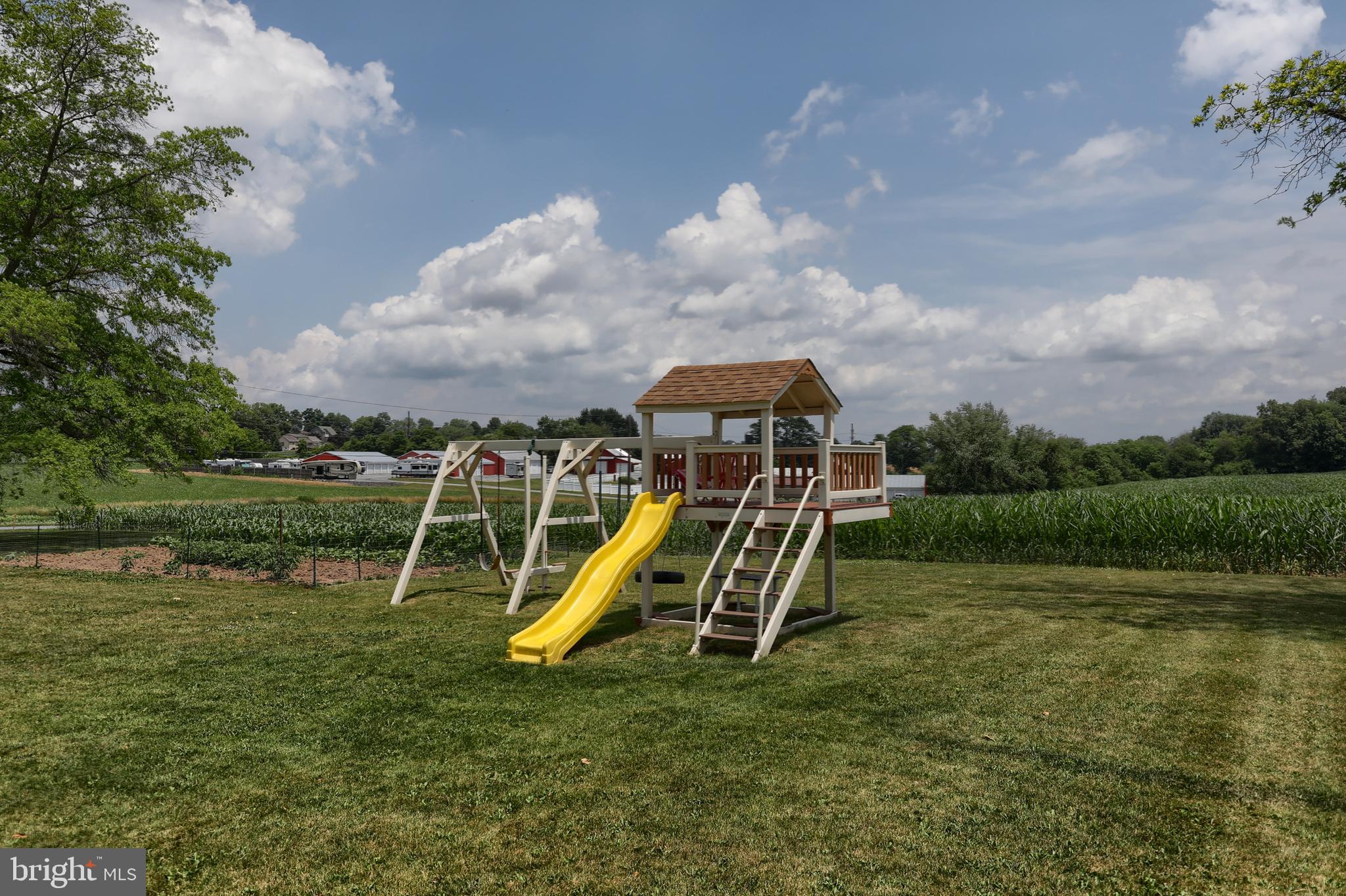 1811 Sheaffer Road Elizabethtown, PA 17022 - Photo 36 of 39