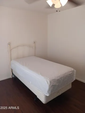 a view of utility room