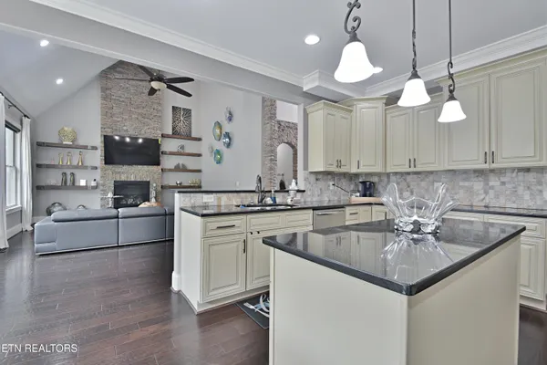 $1,250,000 | 11957 Lakehurst Lane, Knoxville, TN 37934