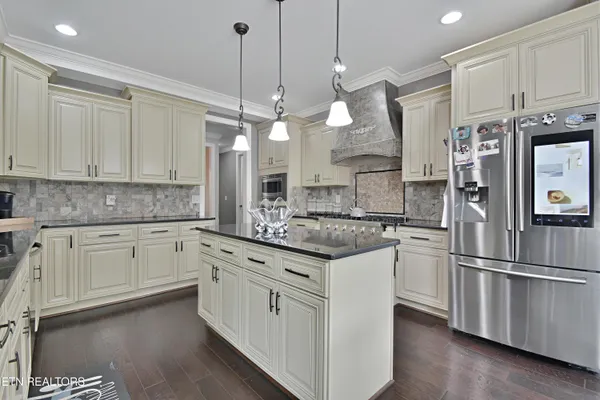 $1,250,000 | 11957 Lakehurst Lane, Knoxville, TN 37934