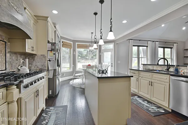 $1,250,000 | 11957 Lakehurst Lane, Knoxville, TN 37934