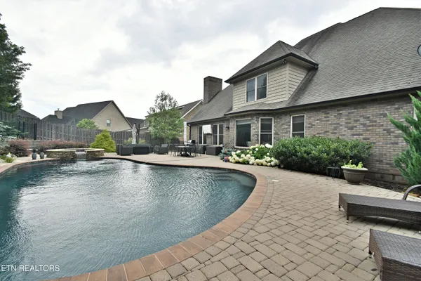 $1,250,000 | 11957 Lakehurst Lane, Knoxville, TN 37934