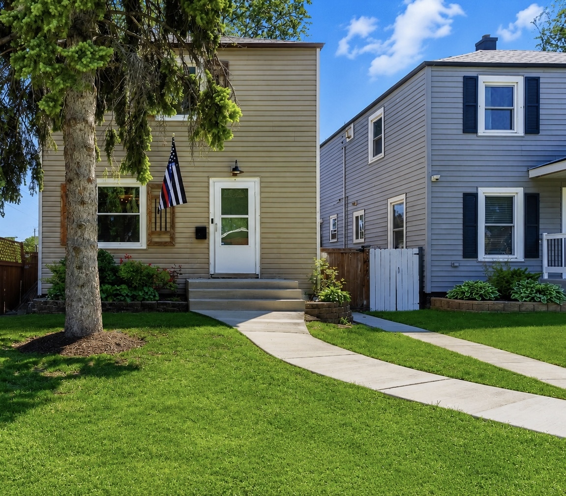 3917 Clinton Avenue Stickney, IL 60402 - Photo 1 of 16