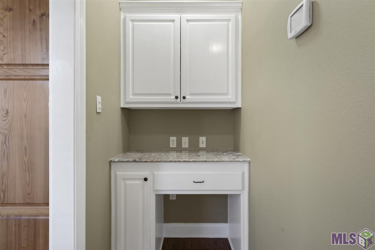 8823 Foxgate Drive Baton Rouge, LA 70809 - Photo 12 of 24 Gallery Image 12
