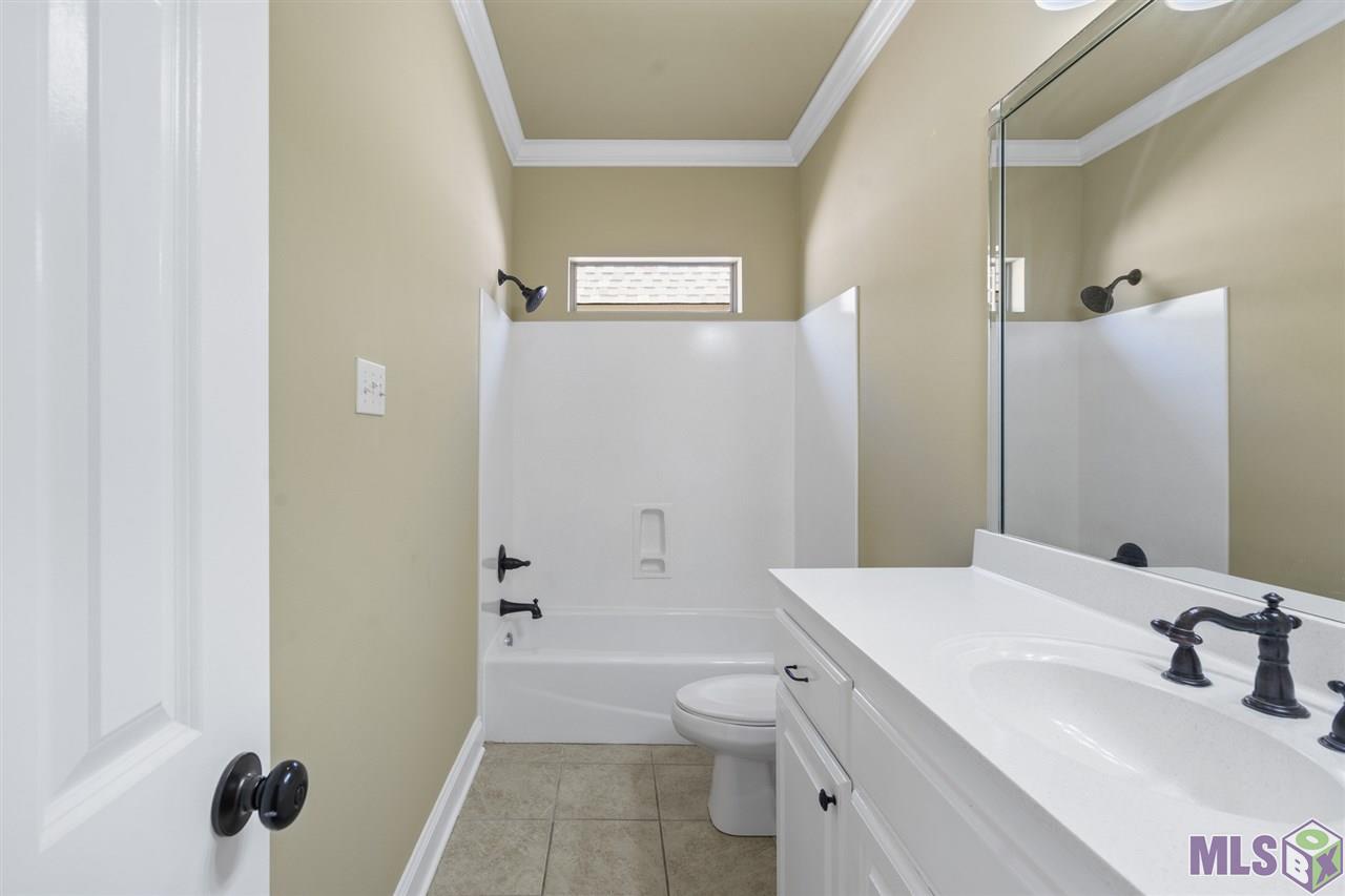 8823 Foxgate Drive Baton Rouge, LA 70809 - Photo 17 of 24 Gallery Image 17